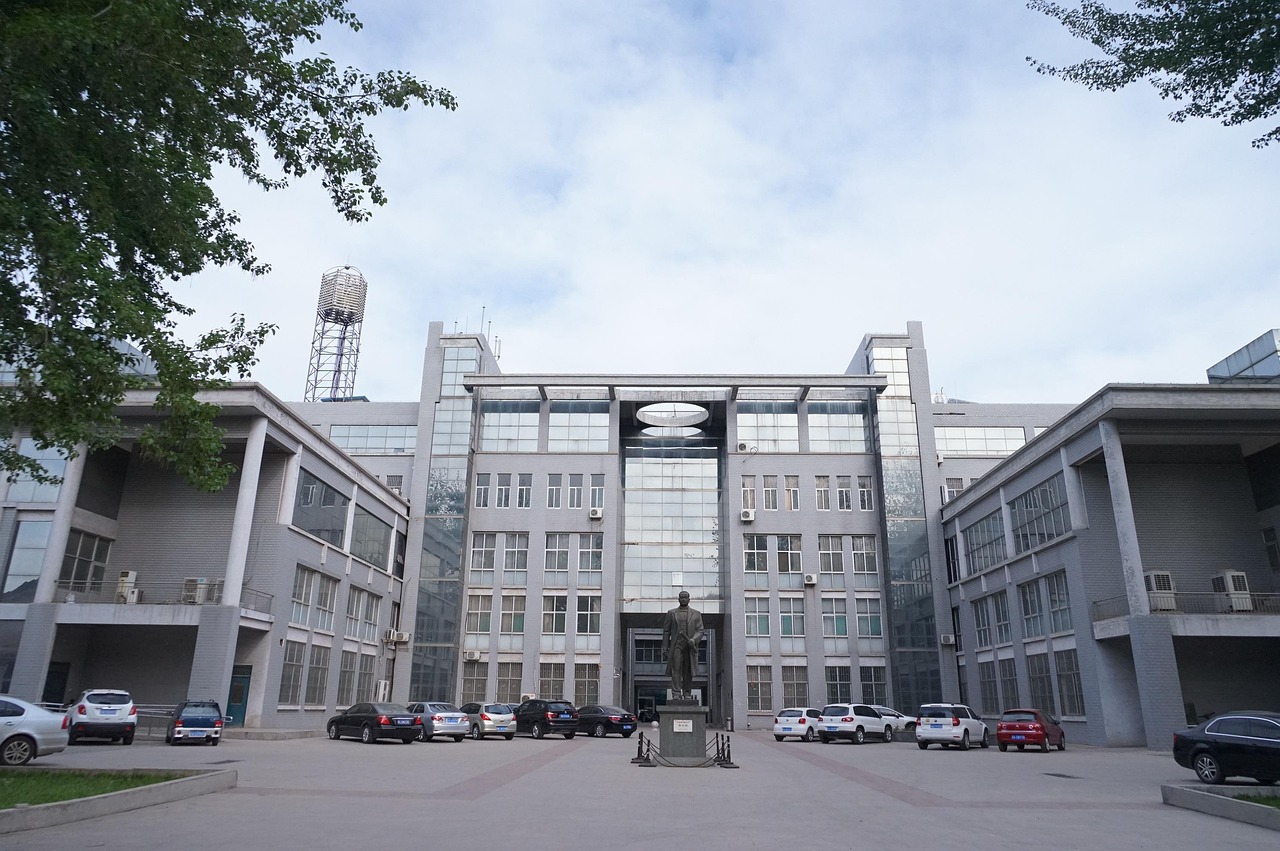 武汉科技大学函授本科学费详解